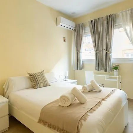 Apartment Plaza Nueva By Valcambre Seville